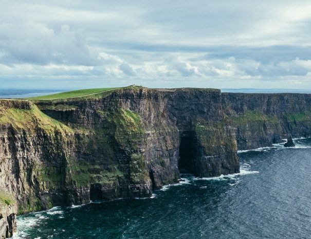 cliff-of-moher-g9f2614fa1_1920